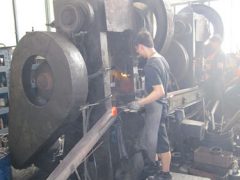 Халуун хуурамч