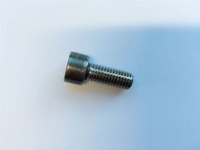 залгуур толгой эрэг