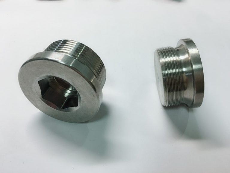 ss гол цагираг бүхий зэвэрдэггүй ган цагираг боолт захиалгаар хийсэн